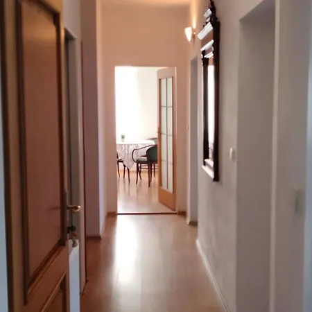 Maňová Apartmán Pernstejnske Jestrabi